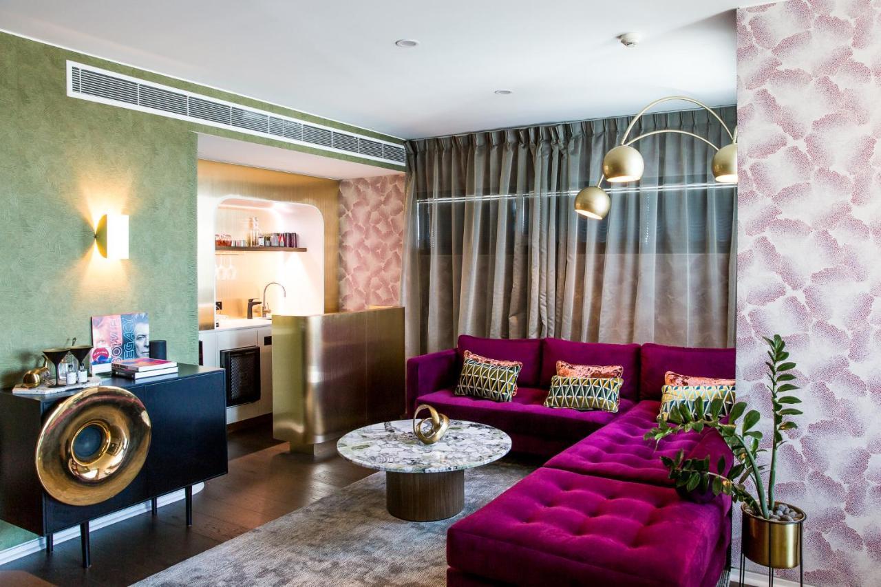 Ovolo The Valley Brisbane Buitenkant foto A suite at the hotel