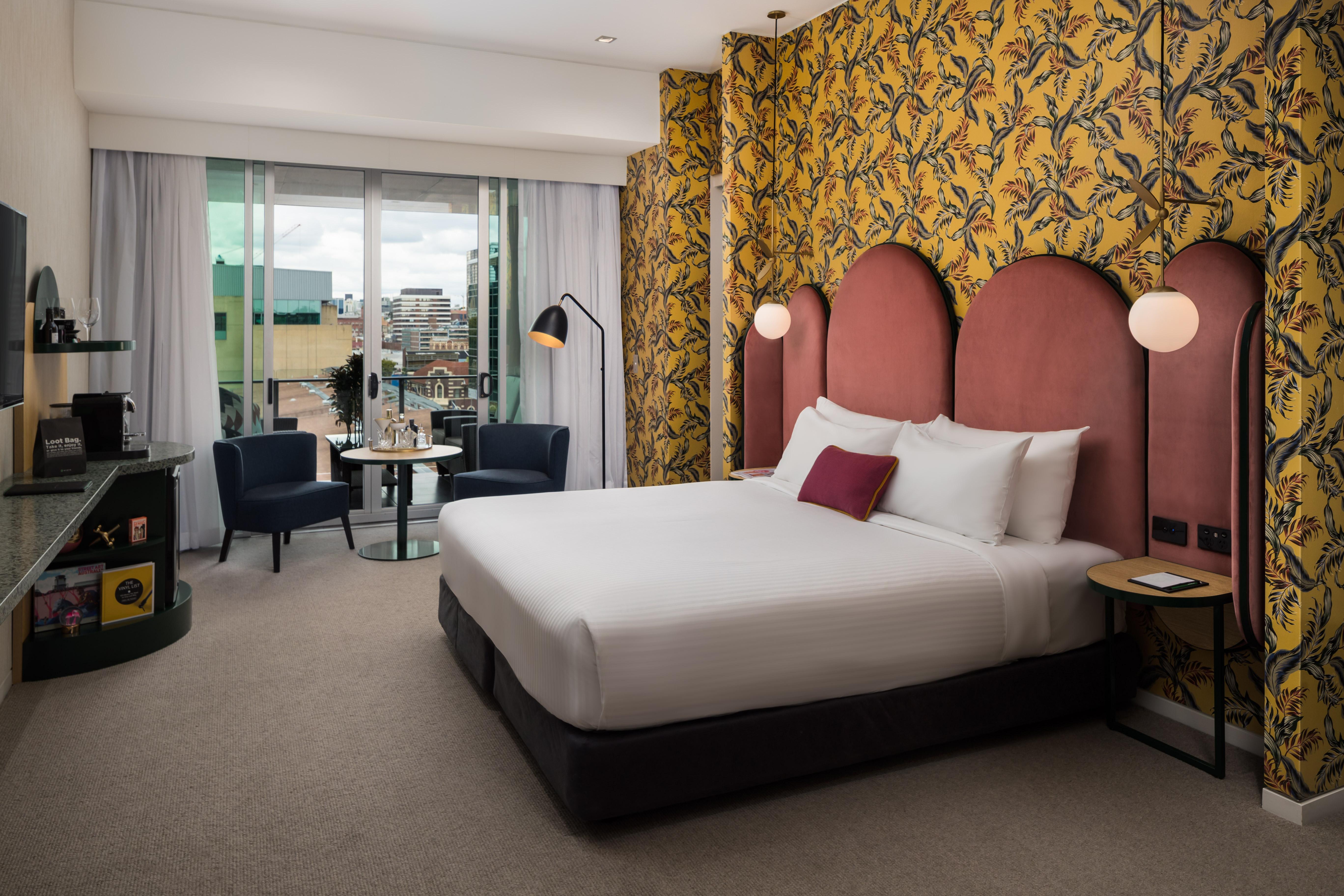 Ovolo The Valley Brisbane Buitenkant foto A room at the hotel